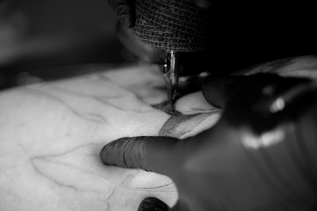 Tatuador en Bilbao Andrés Gil Tattoo estilo Neo Oriental